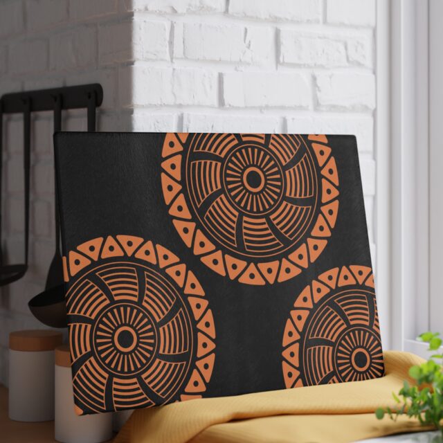 Anyanwu Glass Cutting Board - Noir