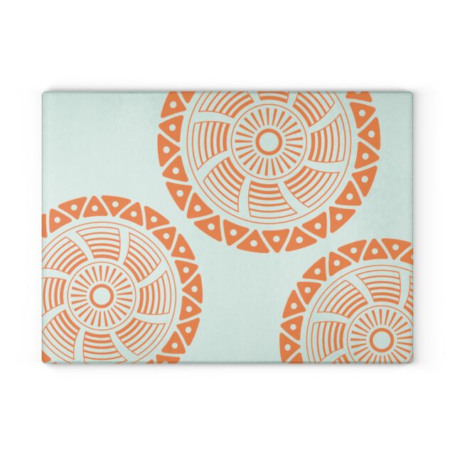 Anyanwu Glass Cutting Board - Snowdrift